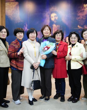 꾸루실료 여성 제 420차 교…